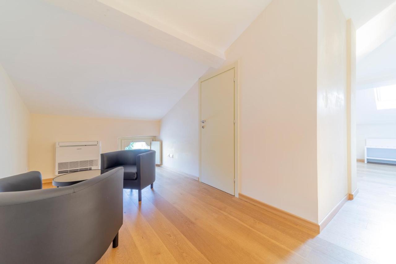 Al Torrione Apartment โกลเล็คคิโอ ภายนอก รูปภาพ