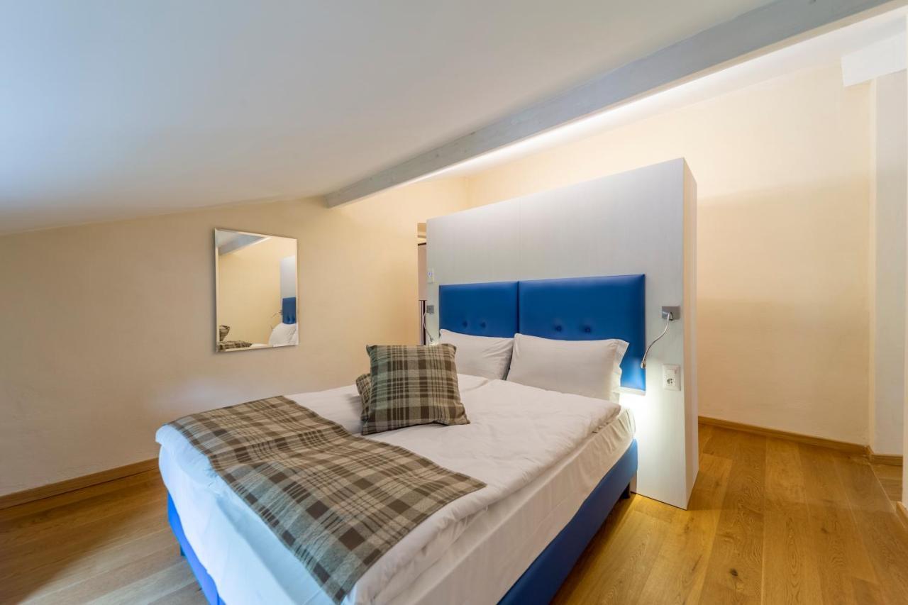Al Torrione Apartment โกลเล็คคิโอ ภายนอก รูปภาพ
