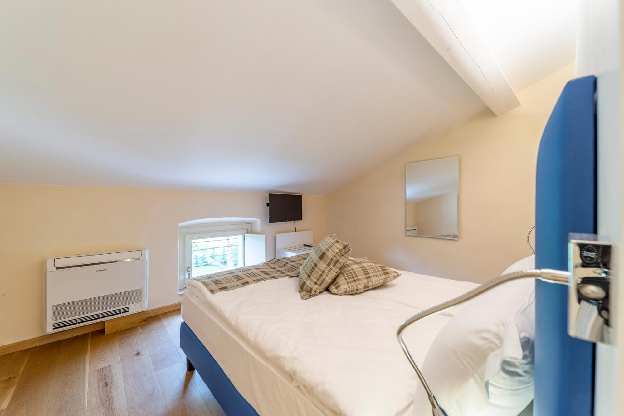 Al Torrione Apartment โกลเล็คคิโอ ภายนอก รูปภาพ